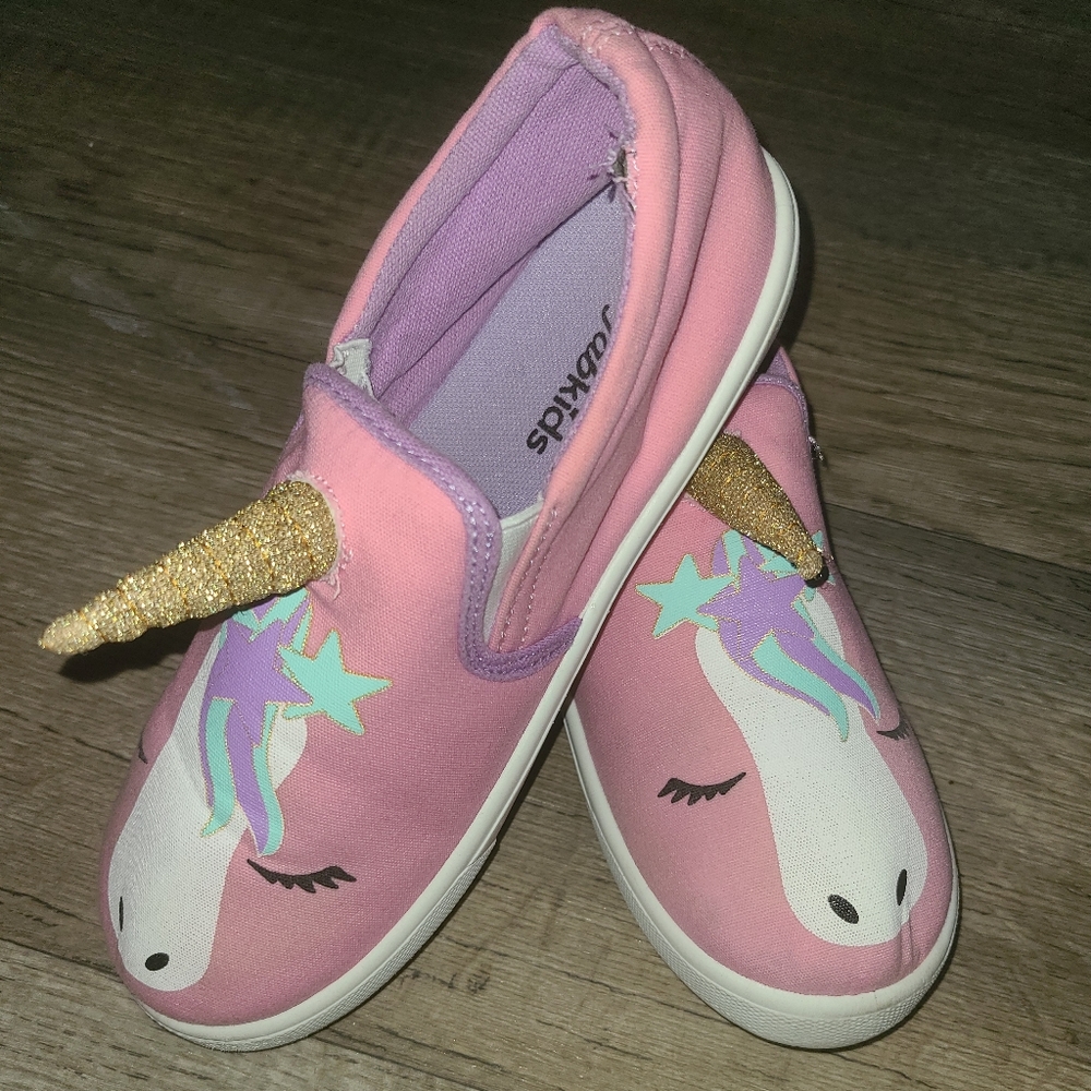 Pink unicorn Fabkids canvas shoes size 3